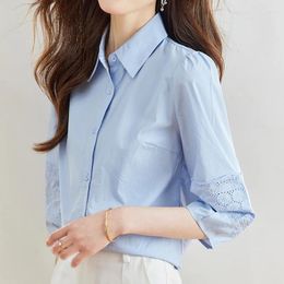 Women's Blouses Qoerlin Blue Witte shirts vrouwen ol turn-down halve mouw kanten geborduurde holle uitgehouden kantoor dames elegante blouse tops