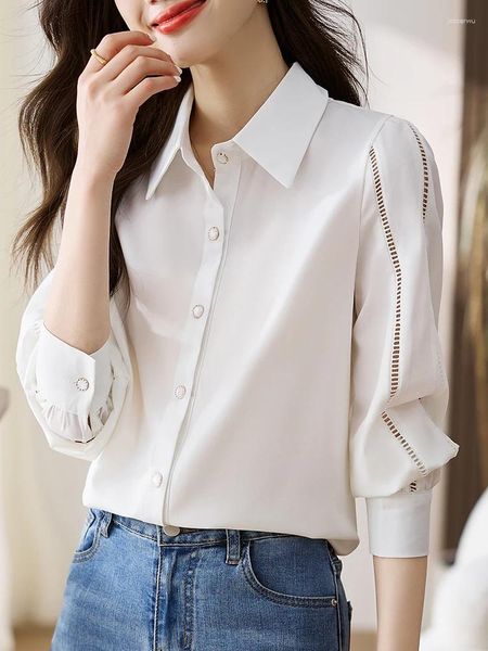 Blusas de mujer QOERLIN Camisas blancas ahuecadas de manga larga para mujer primavera otoño 2024 Tops con botones y cuello vuelto blusa para mujer de oficina