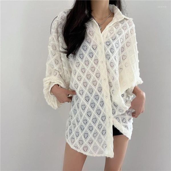 Blouses Femmes QOERLIN Love Pattern Hollow Out Blanc Noir Tops Chemises Femmes Turn-Down Col À Manches Longues Batwing Blouse Femme 2024