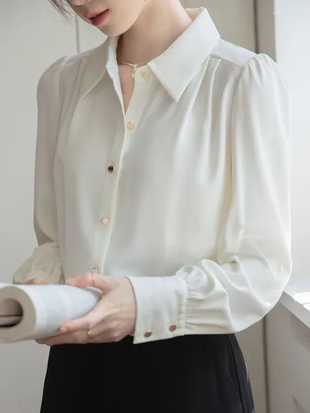 Blouses Femmes Qoerlin Chemises blanches à manches longues Tops Satin Bureau Dames Élégant Workwear 2024 Bouton de mode Femme Bleu S-XL