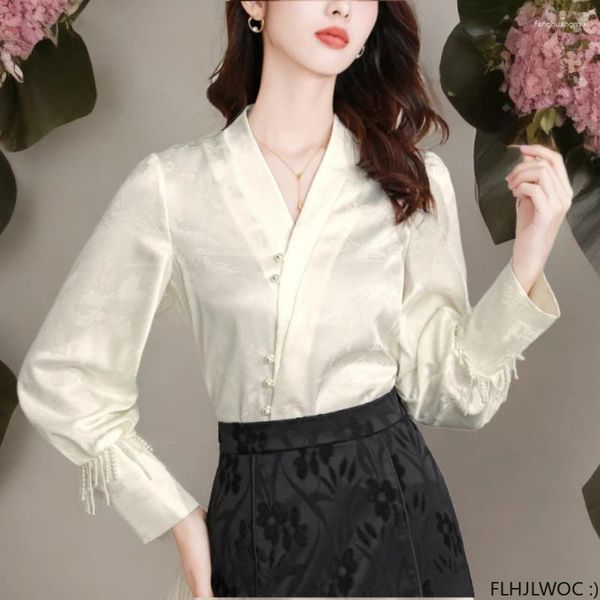 Blouses des femmes Design V Couc Tops Année 2024 Printemps Summer Femme Bureau Lady Girls Elegant Solid Retro Shirt Blouse Vintage