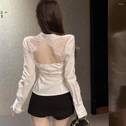 Blouses de femmes Sexy Femmes Shirt Fashion Slim Office Dame Backless Elegant Casual Lace Blouse Corée Hollow Out Back V-Leck White Tops