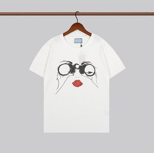 Blouses pour femmes Chemises 2022 Paris Designer T-shirts pour hommes Femmes Lettres d'été Imprimer Tees Tops Fashion Crew Neck Tee Shirt 2403189