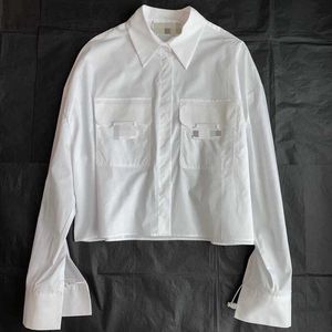 Chemisiers pour femmes Chemises Designer 23ss nouvelle chemise à manches longues FF silhouette de conception de poche en relief coupe courte blanc SMOM