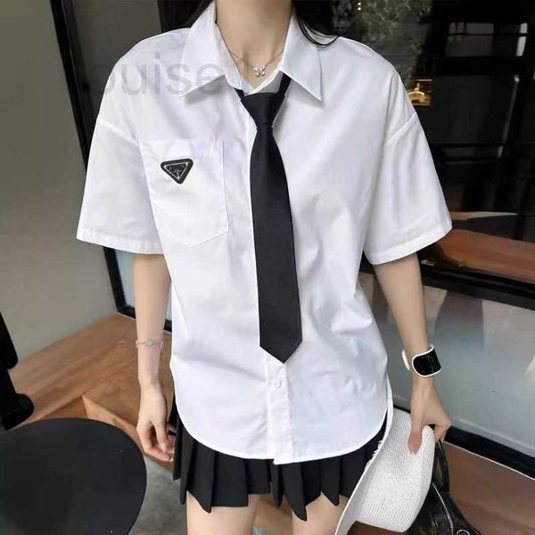 Camisas de blusas para mujeres Marca de diseñador Simple Flip Collar Single Breated With Tie Pocket Logo Decoración Fashion Camiseta de manga corta para mujeres 015R