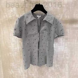 Chemises de chemisiers pour femmes Version correcte ~ 2024SS Printemps / été Nouveau coton pur Colon Woven Jacquard Bubble Shelve Shirt à manches courtes 8010 # KZ47