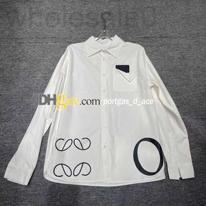Blusas de mujer Camisas diseñador Blusa blanca de lujo Mujer encantadora Camiseta Carta Diseño impreso Otoño Primavera Solapa Tops ECCS