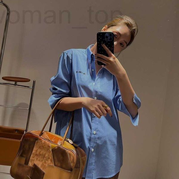 BLOSAS DE MUJER Camisas Diseñador Nanyou High Edition Miu Home Home Spring/Summer Leisure Versátil Bordado Cachón Carta de cofre Blue a cuadros LOLE Camisa de manga larga H5UD