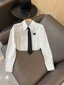 Blouses -shirts van dames ontwerper Nieuwe 2023 mode Turn Collar Elegant Soild for Women Casual Long Sleeve Short Crop Tops D2OJ