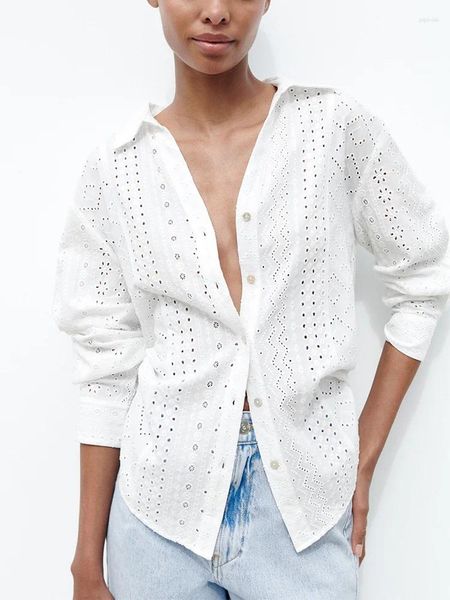 Chemises de chemisiers pour femmes pour femmes 2023 V Col à col Necled Butted Up Cutwork Shirty Shirt Long Manched Casual White Baser