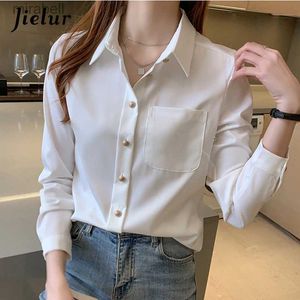 Blusas de mujer Camisas Jielur Botón de primavera Camisa blanca Moda Blusa vintage delgada Mujer Señora Manga larga Top femenino BF Blusas coreanas Bolsillos S-XXL YQ240119