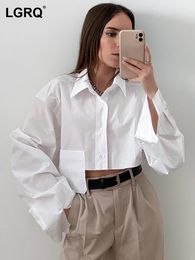 Chemisiers pour femmes Chemises LGRQ vêtements d'été et de mode à ressorts pour femmes col rabattu chemise en coton asymétrique à boutonnage simple 230302