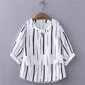 Blusas de mujer Camisas Tallas grandes Blusa de moda de mujer Suelta O-cuello Raya Media manga Letra impresa Lindas blusas blancas