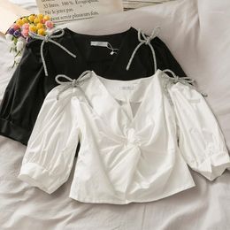 Damesblouses Shirts Sequins Bowknot V-hals Top Vrouw 2022 Korte paragraaf Toon Hilum Hubble-Bubble Sleeve Small Onmislukt Hoogste kledingstuk