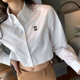 Blusas de mujer Camisas Camisa corta Blusa de diseñador Letras bordadas de moda Camisas de manga larga Camisa suelta de verano para mujer Top Cardigan Coat