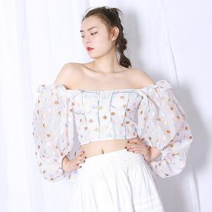 Blusas de mujer Camisas Verano Chic Cuello oblicuo Manga hinchada Fuera del hombro Top de tubo Mujeres Sexy Bowknot en la espalda Lunares