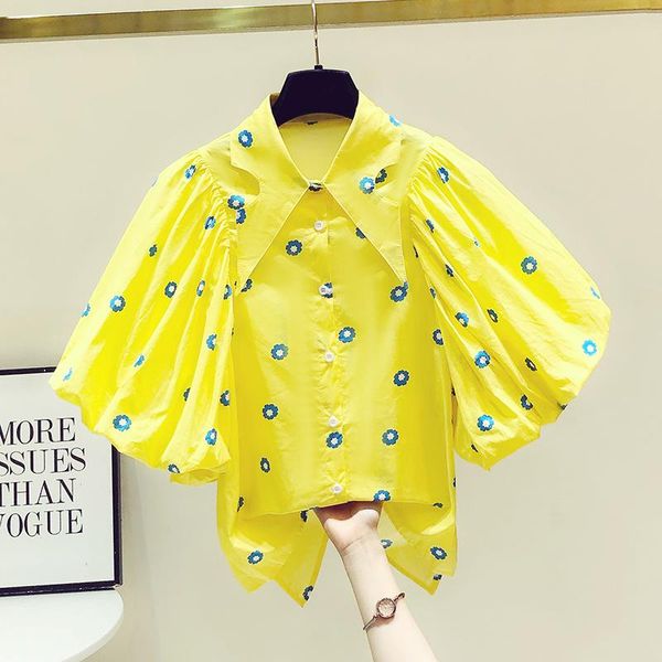 Blusas de mujer Camisas Diseño de verano Impreso Mujeres Mangas abullonadas Cuello de mariposa Media manga Amarillo con flores azules Suelta TopMujer