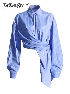 Blouses Femmes Chemises Twotwinstyle Colorblock rayé décontracté minimaliste pour les femmes revers à manches longues patchwork simple boutonnage chemise femme 2023 230912