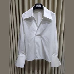 Blouses Femme Chemises Col V manches longues manches évasées chemise blanche