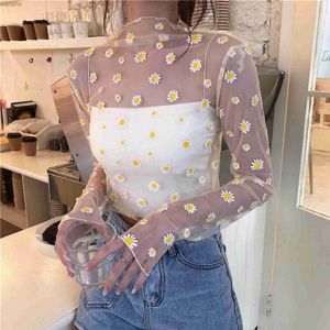 Damesblouses Shirts Dames Daisy Print Kant Transparante Top Sexy T-shirt Lange mouwen Dun Mesh Shirt Mode Dames Top 2023 Zomer Zonnebrandcrème ShirtL240328