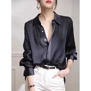 Camisas de blusas para mujeres camisas para mujer primavera nueva textura de satén negro blusa de peso largo y elegante dama de trabajo ropa de moda Fe Fe D240507