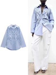 Chemises de chemisiers pour femmes Zaba Fashion Fashion Casual Shirt Skeleton Slet Long Curved HEM LOBE TOP BRODERY LONG SLE SLET DORT DORTH DORAGE D240507