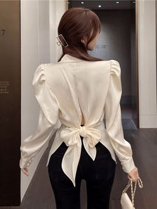 Damesblouses Shirts Zoki Dames Terug Boog Elegant Pofmouwen Shirt Mode Slank Kantoor Dame Casual Blouse Koreaans Uitgesneden Kraagvorm Tops 230908