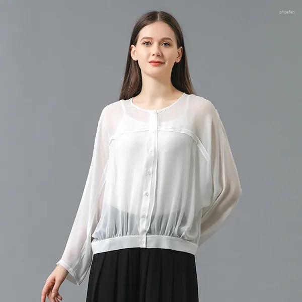 Blusas de mujer Georgette de seda Sexy translúcido blanco Tops para mujer Camisas femeninas de un solo pecho Blusa de oficina de manga larga con ala de murciélago WE111