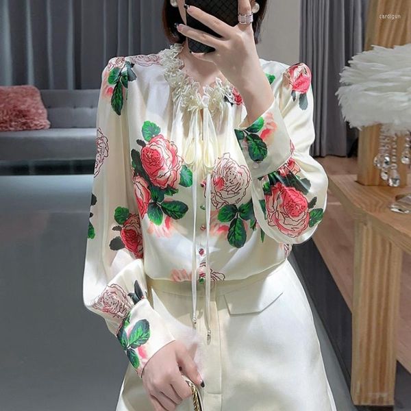 Camisa de seda de blusas para mujeres para mujeres Summer 2023 en estampado floral Satén Fashion Loose Manga larga Top de estilo O-cuello de estilo chino