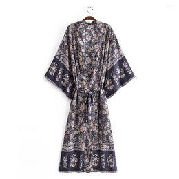 Blusas de mujer Primavera y verano Camisa retro kimono de manga larga con estampado de flores Top