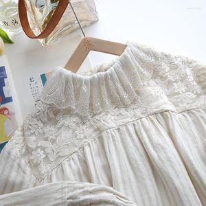 Blusas de mujer Primavera Otoño 2023 Mujeres Estilo Japón Mori Kei Niñas Flor Bordado Rayas Ultra Sueltas Cómodas Camisas/Blusas de Lino
