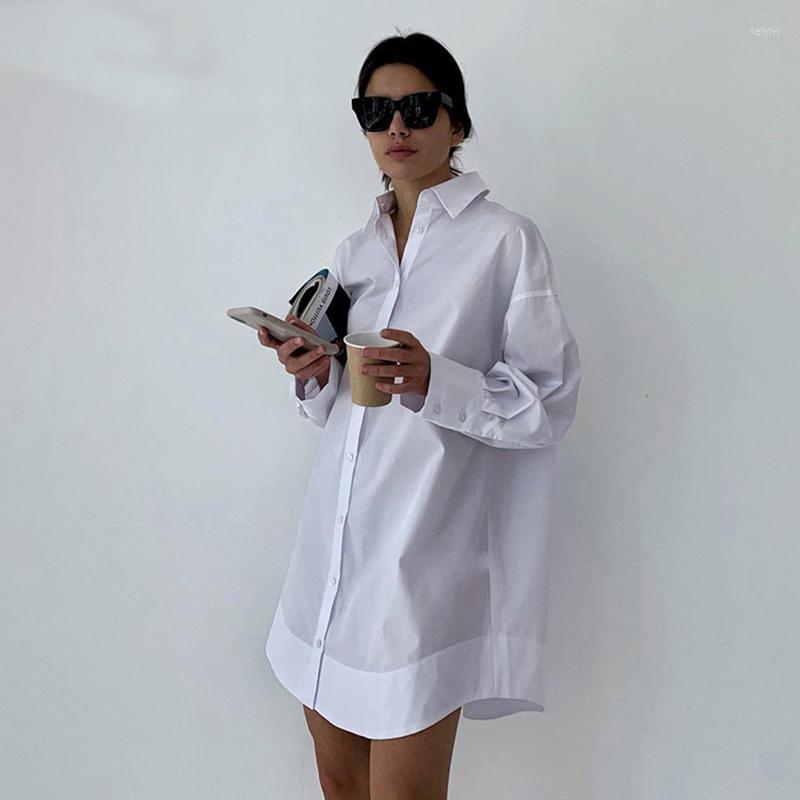 Kvinnors blusar Summer Blusa Mujer Moda 2023 Feminina Long Button Up Shirts White Shirt Lapel Full Sleeve Fashion Casual Chemise Femme