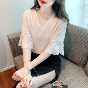 Chemisiers pour femmes été coréen pull à col en v chemise en mousseline de soie dentelle à manches courtes hauts à la mode petites femmes