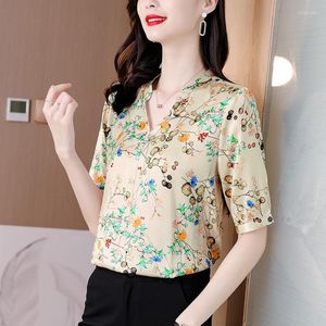 Blouses pour femmes été col en v coréen Satin imprimé soyeux haut lisse à manches courtes Style petite chemise femmes hauts