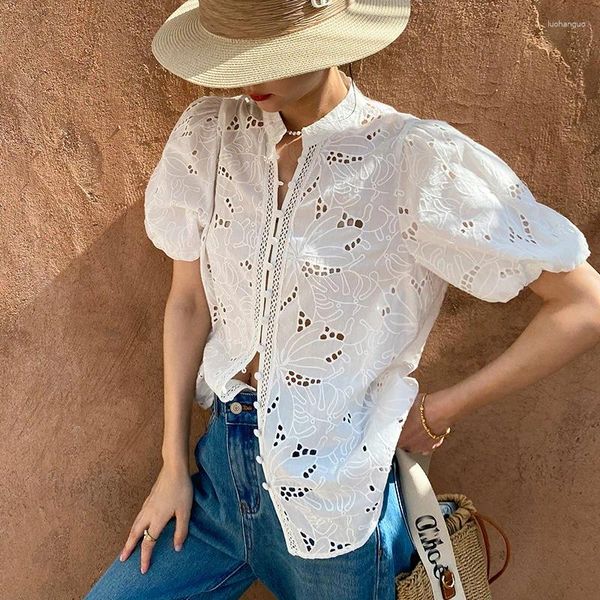 Blouses pour femmes Super chic Elegant Femmes Shirt White Floral broderie Coton Hollow Out Boho Sexy Ladies Holiday Summer Tops