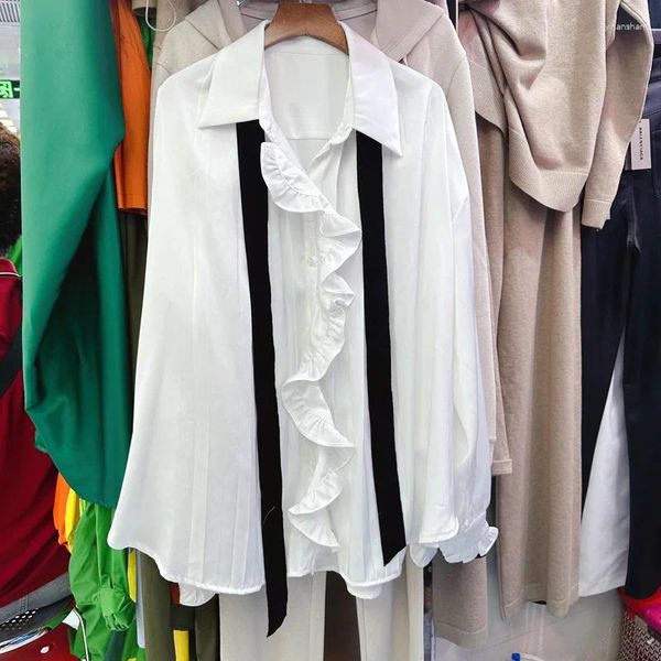 Blusas de mujer SuperAen 2024 Estación europea Primavera Hongo Borde Camisa de satén blanco Diseño Versátil