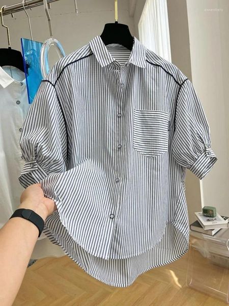 Blouses pour femmes Superaen 2024 Design coréen design haut de gamme Vertical Stripes Short Shirt Summer