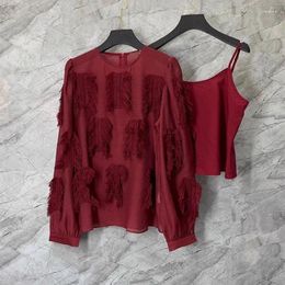 Blusas de mujer Blusa con borlas Camisas 2024 Primavera Verano Moda Diseñador Tops Mujeres Ahueca hacia fuera el bordado Manga larga Beige Vino Rojo Mujer