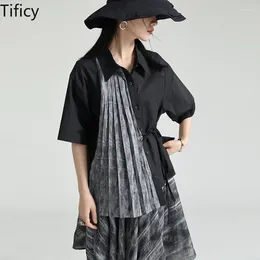 Blouses des femmes Tificy Black Wind Patchwork Patchwork à manches courtes Lacet Up Shirt lâche et mince Shirts de contraste de couleur sombre