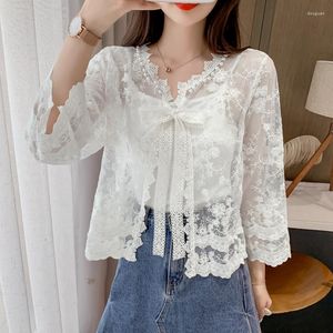 Women's Blouses Tingyili kralen-neck Tie-front borduurwerk Lace Cardigan vrouwen zomer pure bolero jas Koreaanse stijl dames beige wit