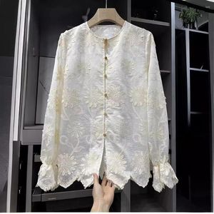 Blouses pour femmes Top 2024 Spring Dish Buckle Style National Style Jacquard Femme à manches longues