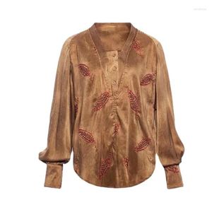 Blouses Femmes Haut de gamme Femmes Mode Soie Brodée Longue Lanterne Manches Blouse Lâche Élégante Dame De Luxe Col En V Pull Tops Chemises