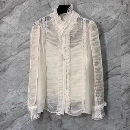 Blouses Femmes Top Qualité Chemisier En Soie Chemise 2024 Printemps Été Style Femmes Dentelle Patchwork Manches Longues Chemises Plissées Élégantes Beige Noir