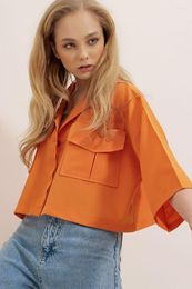 Blusas de mujer Colección Trend Way Camisa de popelina corta con bolsillos tipo sobre naranja para mujer ALC-X6045