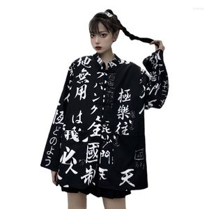 Chemisiers pour femmes Vintage Kimono surdimensionné femmes Style chinois lettre imprimer poches chemises 2023 printemps été hauts Blusas Mujer V2117