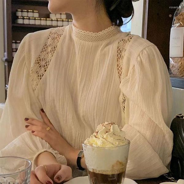 Blouses des femmes Wdmsna Spring Lace Stand Collier Femmes Hollow Out Crochet Ladies Shirt plissée à manches longues Blusa Mujer Top Woman