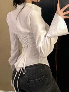 Blouses pour femmes chemises blanches Tops Bouton corset Up Up Long Gothic Lolita Black Corée Chic Vintage Slim Blouse