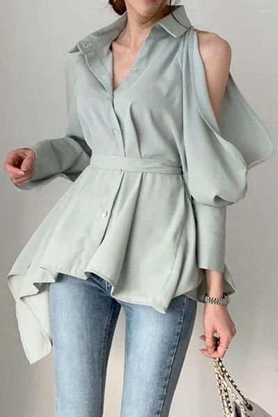 Blouses pour femmes Bloues Blouse 2024 Lady Hollow Out Tops Down Collar Fashion Shirts Blusa Off épaule Spring Lace Up Solid Tops