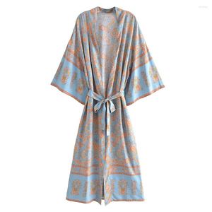 Women's Blouses Dames Flower Gedrukt Shirt Temperament Retro Belt Pak European en American Style Fashion Kimono Blouse