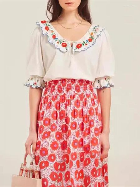 Blouses Femmes Femmes Floral Broderie Blouse Blanc Coton Volants Rétro Femme Col En V Manches Bouffantes Petit Haut Printemps Été 2024